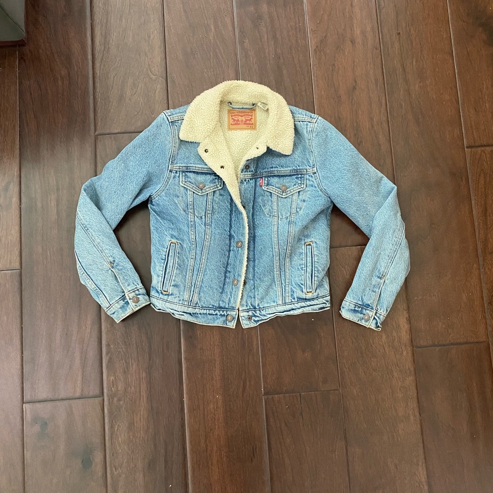 Levi’s Sherpa Lined Trucker Jacket
